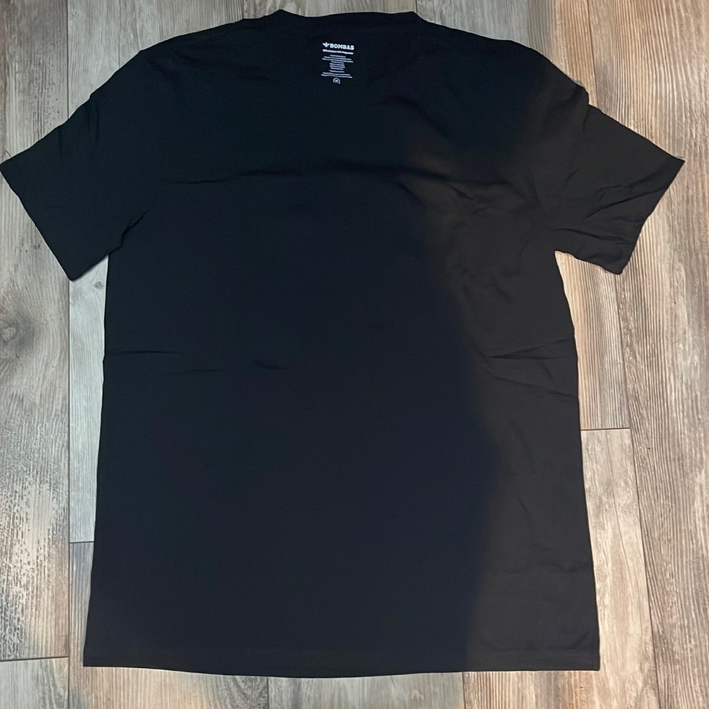 NWT Bombas Lot of 2 Men’s Size XS/S Cotton Blend Black T Shirts Fits 32-38